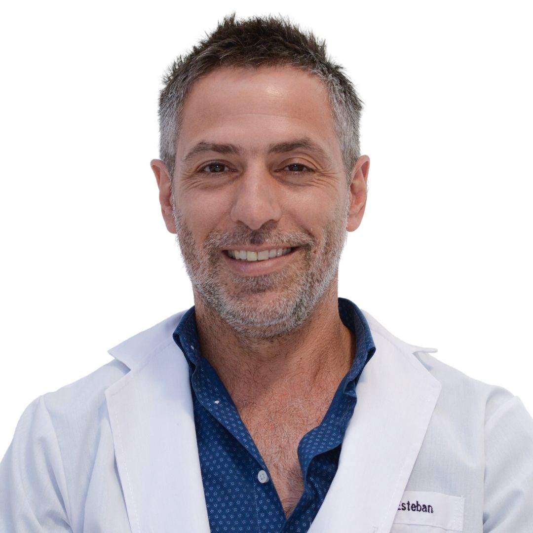 Dr. Mantilaro, Esteban - Traumatólogo especialista en Cadera y Rodilla